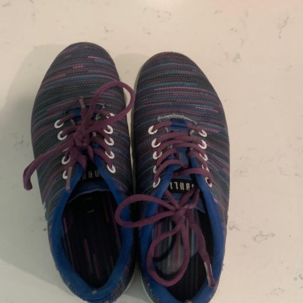 8.5 wemins no bull trainers